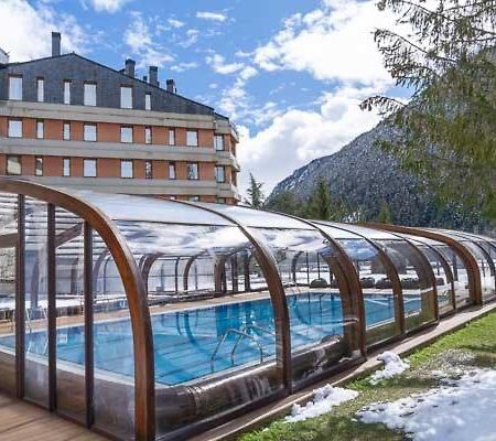 Hotel Montarto Baqueira Beret Exteriér fotografie